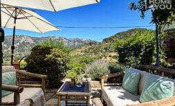 Winteraktion: Historisches Steinhaus in Bunyola, 125m², 3 SZ, 2 Bäder, Gäste-Suite, Garten, Terrasse