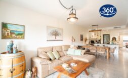 Lovingly furnished first floor apartment with large garden in a residential complex