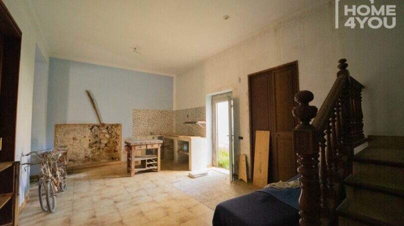 Stadthaus-mit-Projekt-grosse-Grundstück-8