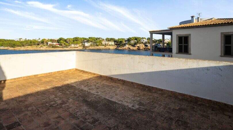 Erste-Meeres-Linie-in-Portocolom-Luxus-Villa-3