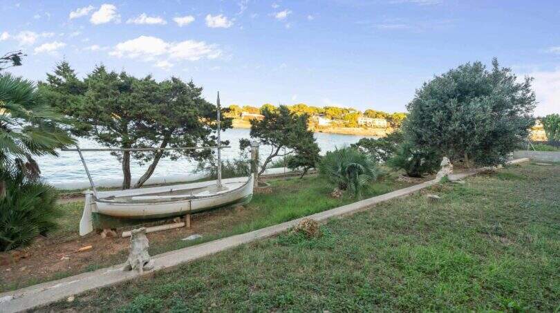 Erste-Meeres-Linie-in-Portocolom-Luxus-Villa-37