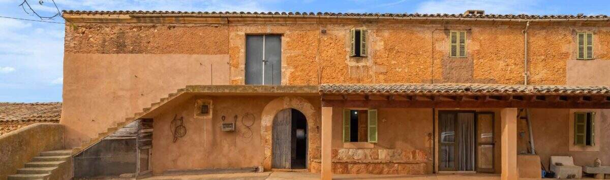Bild zum Objekt: Finca mit 300m² Wohnfläche und 600m² Nebengebäuden zu kaufen