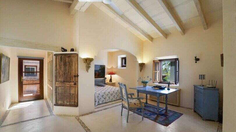 Master Schlafzimmer mit Bad in Suite