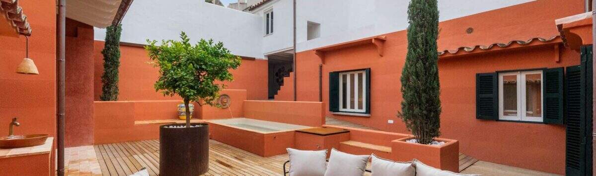 Bild zum Objekt: 350m² Stadthaus mit 12 Zimmern, ETV und Garage zu kaufen