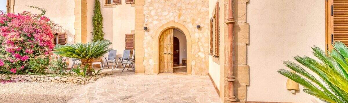 Bild zum Objekt: Finca mit 7 Zimmern, 4 Bädern, Garten und Pool zu kaufen