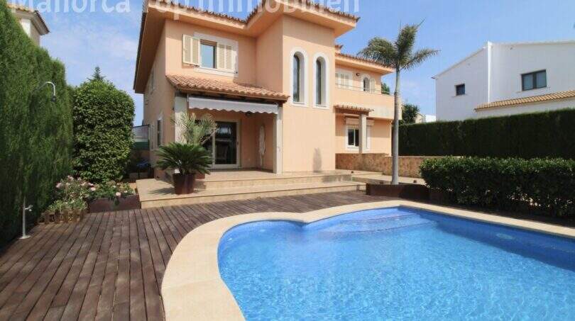 Villa in Puig de Ros