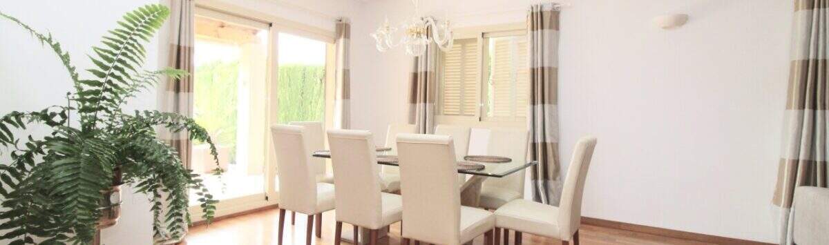 Bild zum Objekt: 356m² Villa mit 5 SZ, 3 Bädern, Garage und Pool zu kaufen