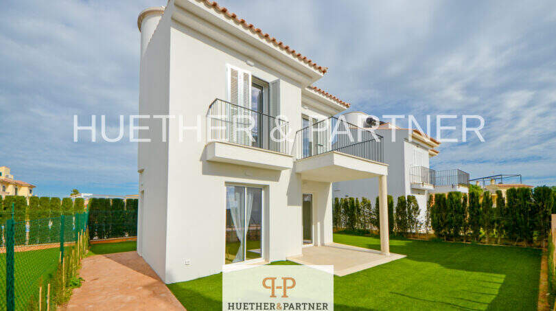 Haus Terrassenansicht