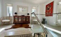 Luxury villa with pool, guest apartment & designer outdoor kitchen