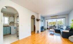 Modernized apartment with park, mountain and sea views in El Terreno