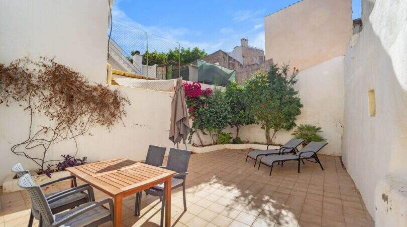 Grosse Patio Investment Mallorca