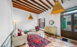 Townhouse with garage in the old town of Felanitx