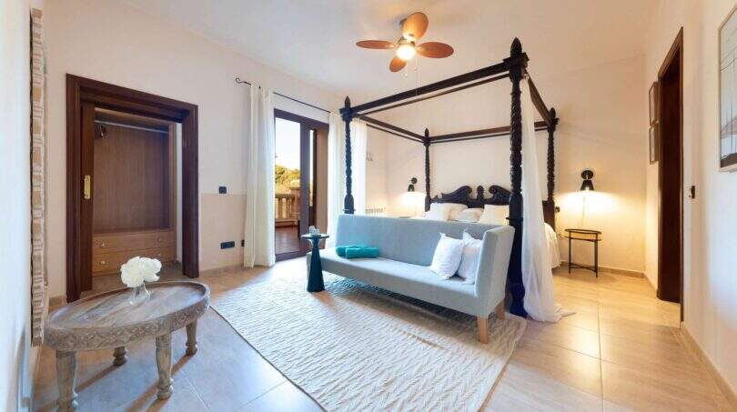 Helles Schlafzimmer Finca Felanitx