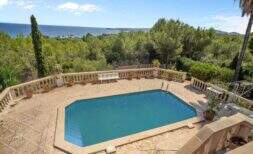 Top inversión en Costa d'en Blanes con vistas al mar y piscina