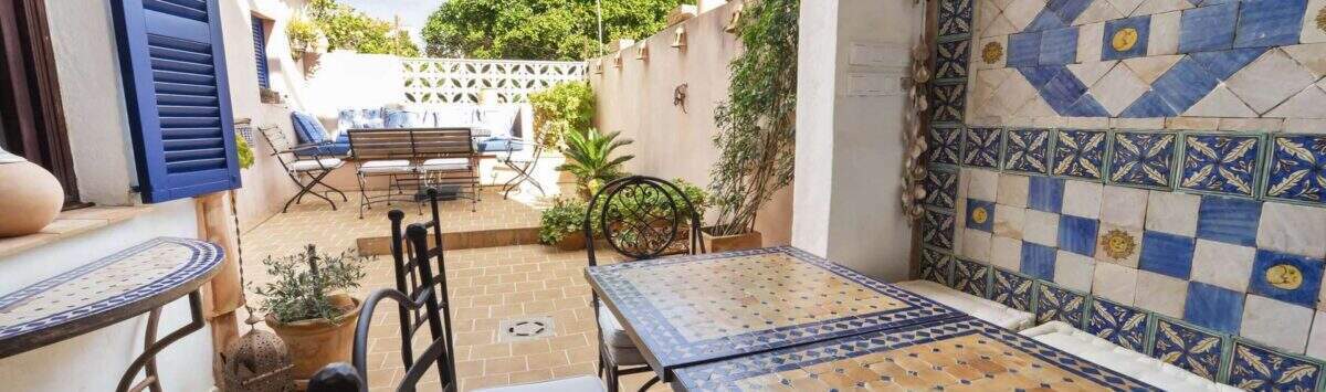 Bild zum Objekt: Einfamilienhaus mit 6 SZ, 4 Bädern und Terrassen zu kaufen