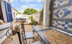 EXKLUSIV | Einfamilienhaus im Zentrum von Felanitx mit zwei Wohneinheiten und Terrassen