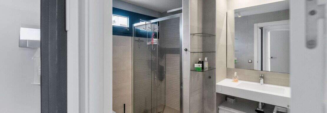 Cuarto de baño en el dormitorio principal