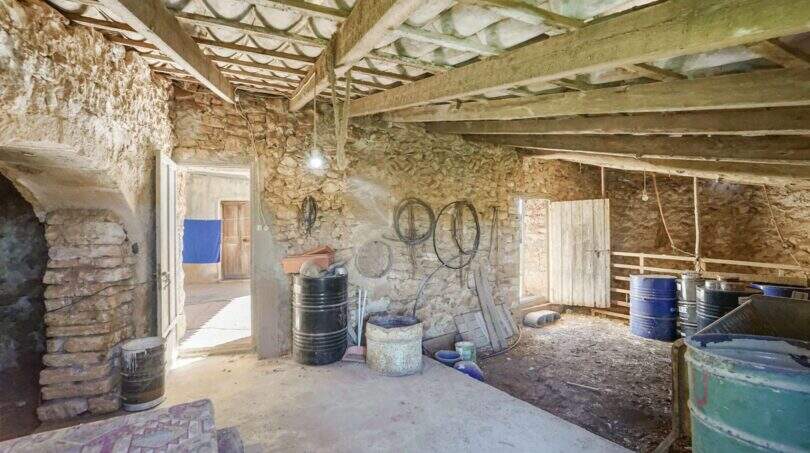 Weitläufige Rustikafarm (30)