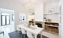 Modernes Stadthaus im Ibiza-Stil, hochwertig renoviert – 200m², 4 SZ, 3 Bäder, Patio & Dachterrasse in Felanitx