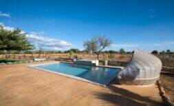 Moderne Finca-Residenz mit Gästehaus und ETV-Lizenz