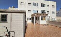 Moderne, große Wohnung mit XXL-Terrasse (teilüberdacht) am Rande von Manacor