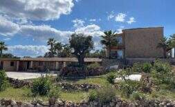 Horse finca near the sea - Fantastic property for horse lovers and nature lovers near S'Illot