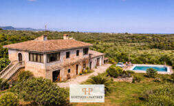 POOL-Finca zum Renovieren – 27.849m²