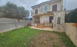 XXL – Repräsentables Dorfhaus Son Macià