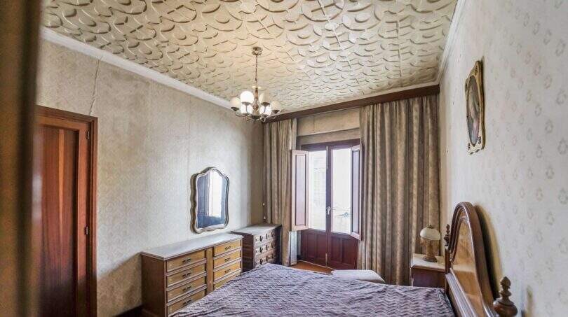 Geräumiges Schlafzimmer