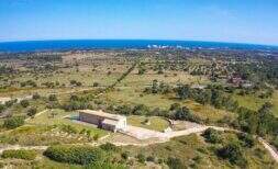 Moderne Luxus-Finca mit Infinity-Pool und atemberaubendem Blick in Cala Murada