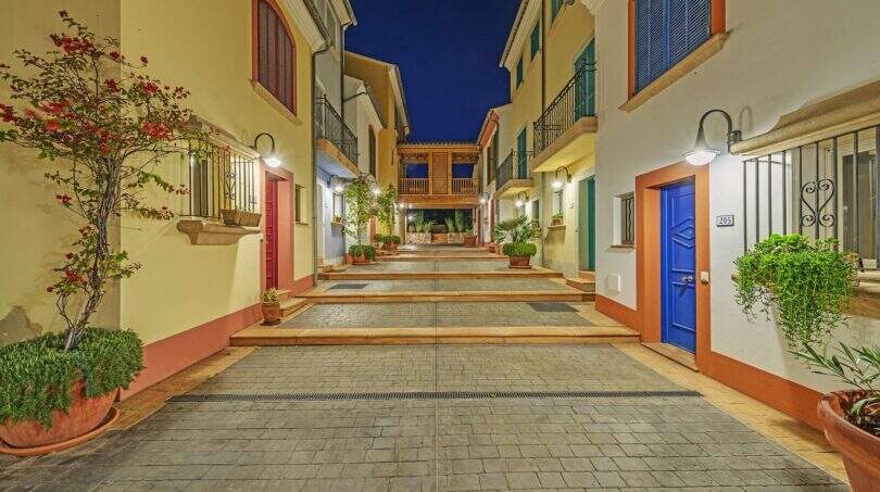 CALLE NOCHE (REAL)