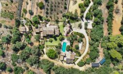 Auténtica finca de estilo mediterráneo con vistas panorámicas de Sant Salvador