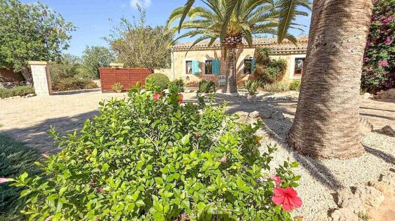 LF0902-finca-in-felanitx-renoviert-luxusimmobilie-31