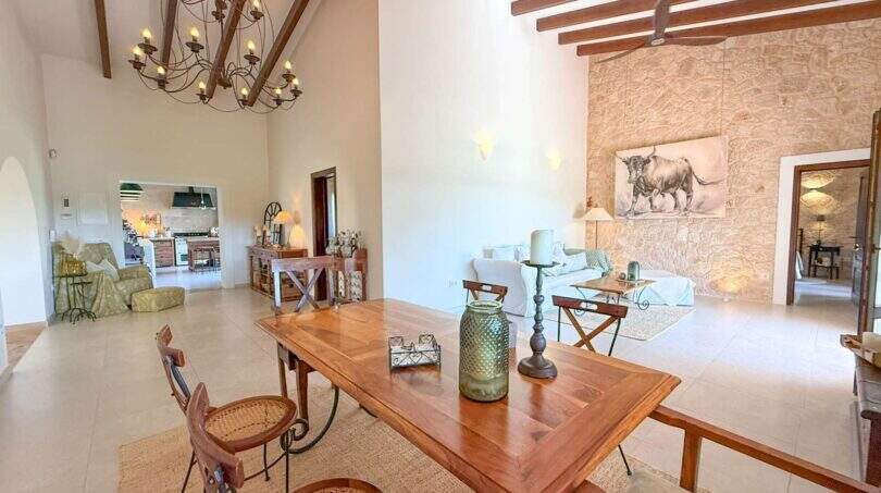 LF0902-finca-in-felanitx-renoviert-luxusimmobilie-37