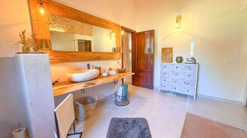 LF0902-finca-in-felanitx-renoviert-luxusimmobilie-34