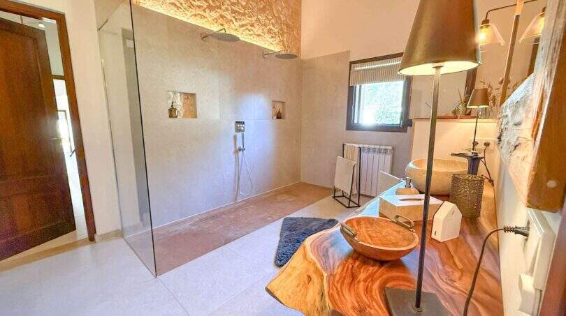 LF0902-finca-in-felanitx-renoviert-luxusimmobilie-33