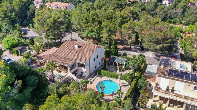 Villa-with-pool-and-apartment-Cala-Murada-33