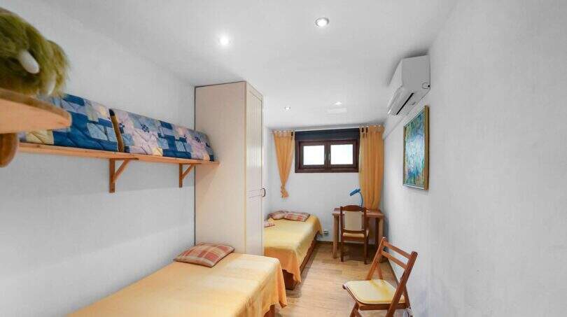 Villa-with-pool-and-apartment-Cala-Murada-6