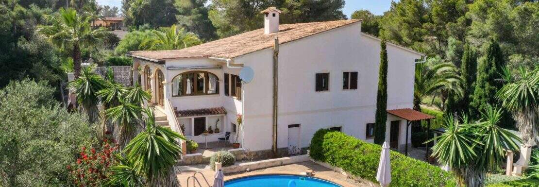 Villa-with-pool-and-apartment-Cala-Murada-35