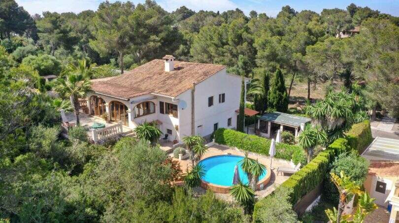Villa-with-pool-and-apartment-Cala-Murada-34