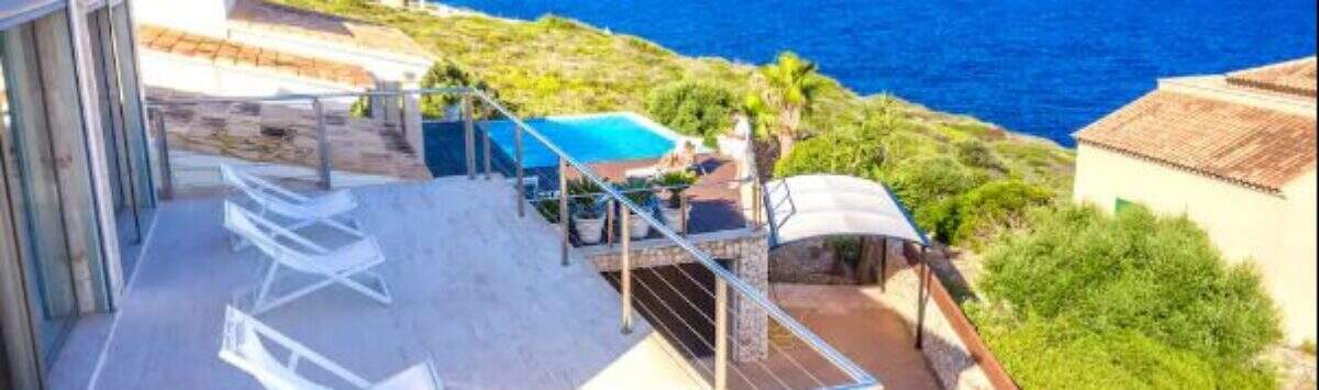 Bild zum Objekt: 317m² Villa mit 4 Zimmern, 2 Bädern und Meerblick zu kaufen