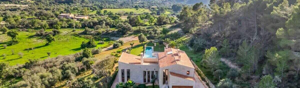 Bild zum Objekt: 59.000m² Finca mit 10 Zimmern, 5 Bädern und Pool zu kaufen