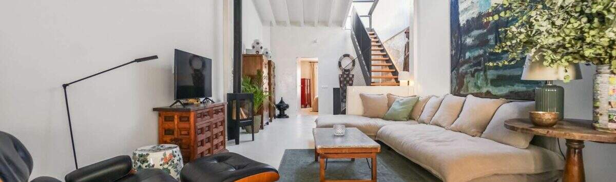 Bild zum Objekt: 230m² Stadthaus mit 3 SZ, Patio und Dachterrasse zu kaufen