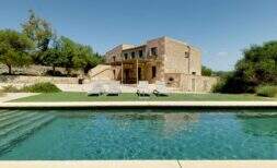 Exklusives Anwesen mit Meerblick und mediterranem Charme