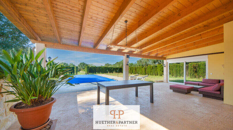 Pool terrace