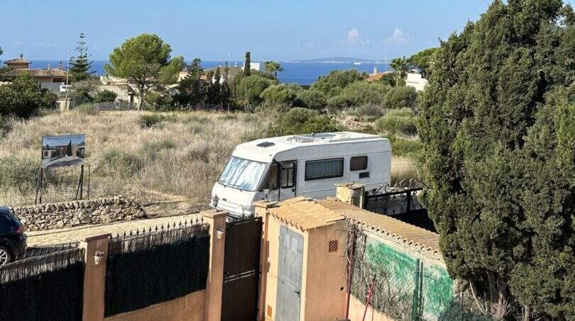 Blick vom Balkon auf das Meer