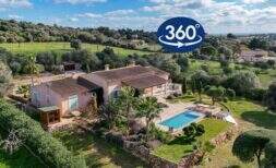 Luftaufnahme Luxusfinca Son Carrió mit Pool, Palmen, gepflegtem Garten und weitem Landschaftsblick