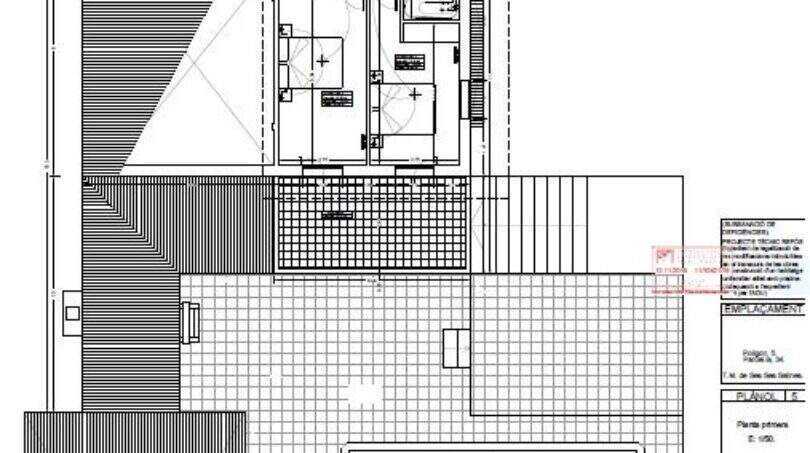 Architektonischer Grundriss Erste Etage der Finca in Ses Salines mit Pool, Terrassen und Wohnbereichen, M 1:50.