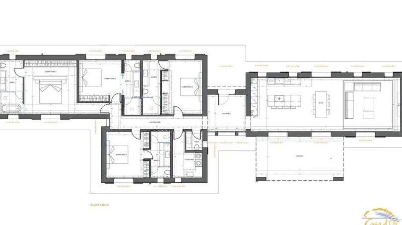 Plano de la planta baja de la finca en Artà, con 4 dormitorios, salón, cocina y terraza cubierta.