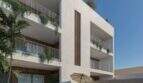 Modernes Penthouse in Porto Cristo mit privatem Pool, Terrassen und üppiger Begrünung im Sonnenschein